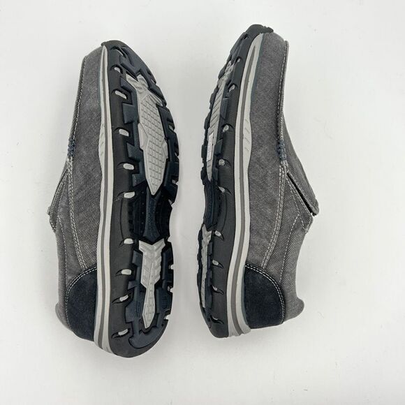 Skechers Shoes Men’s 8.5 Relaxed Fit Avillo Slip-On Sneaker Grey